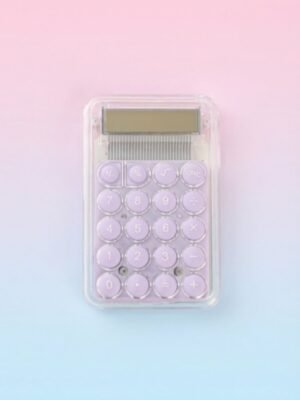 COS-054_1920X2650px Calculadora Transparente con Botones de Color Lila