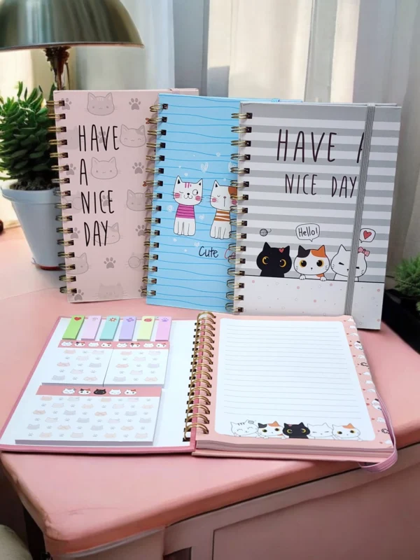 Libreta Tamaño Frances con 60 Hojas de Raya y 9 Blocs de Notas Adhesivas Diseños Gato Cute
